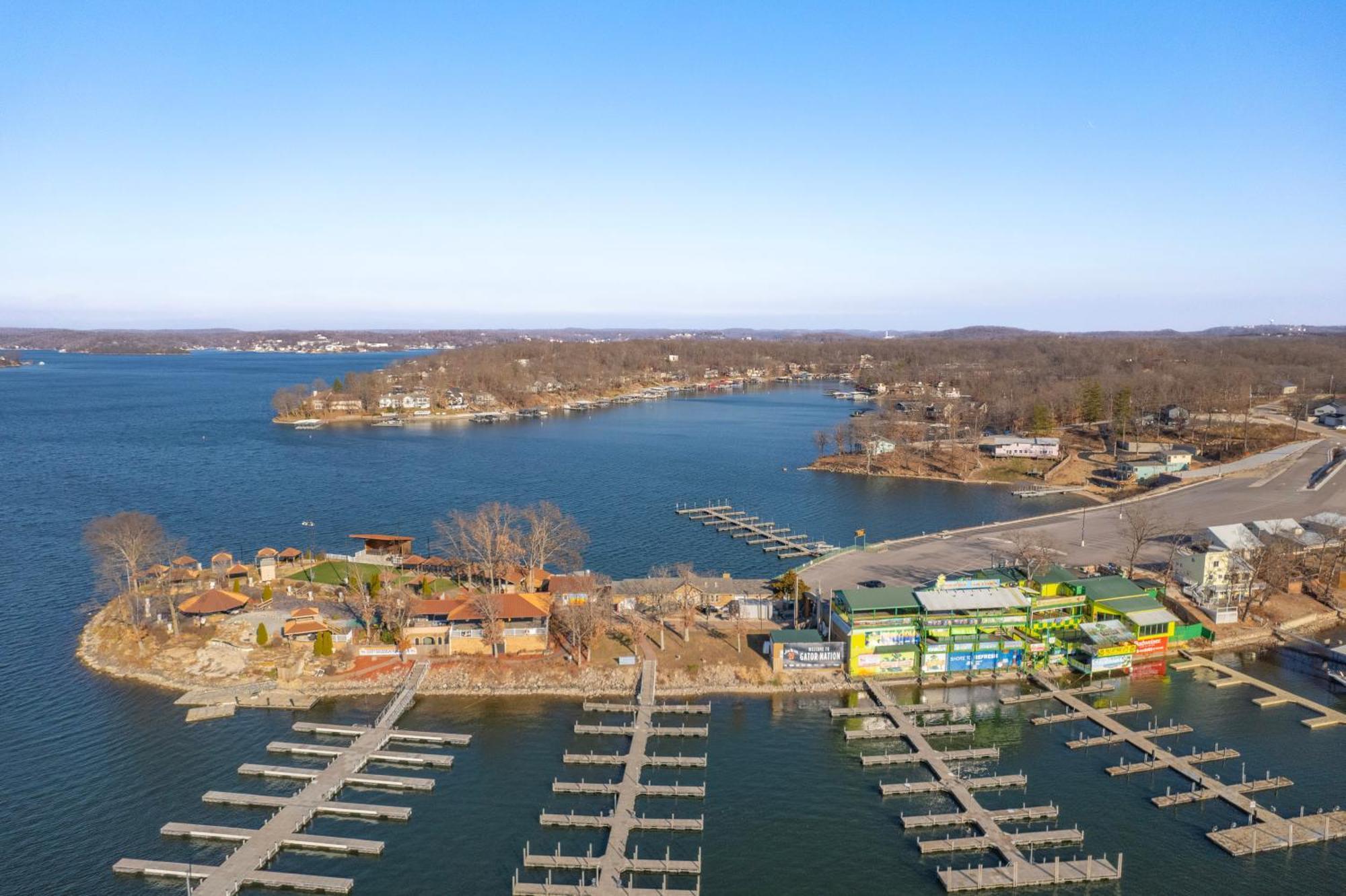 Lazy Gator House- Sleep 20- Bachelor Parties Welcome Lake Ozark Exterior foto