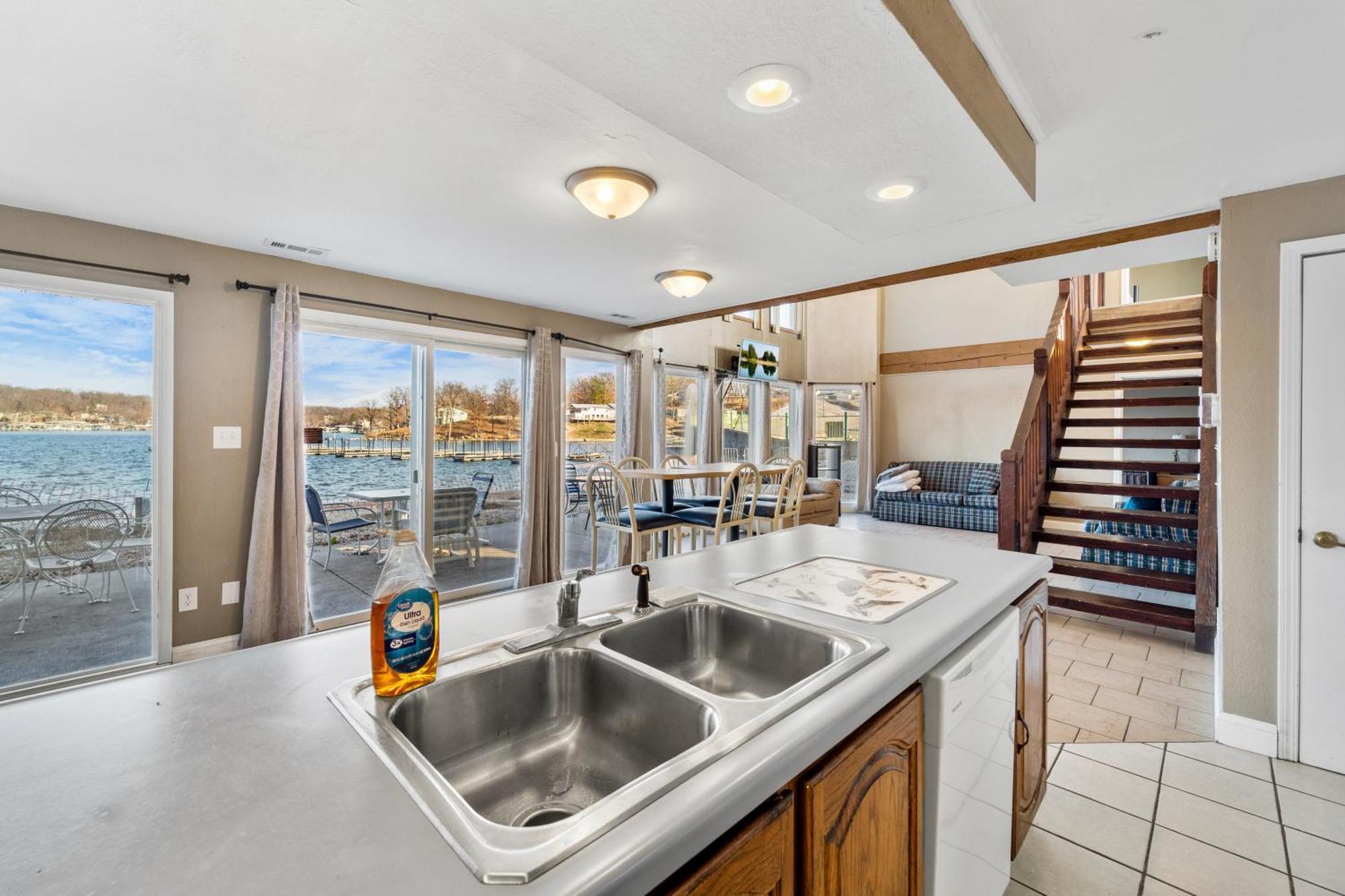 Lazy Gator House- Sleep 20- Bachelor Parties Welcome Lake Ozark Exterior foto